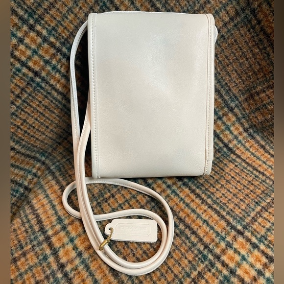 New Coach White Scooter Bag #9893 - Picture 2 of 10